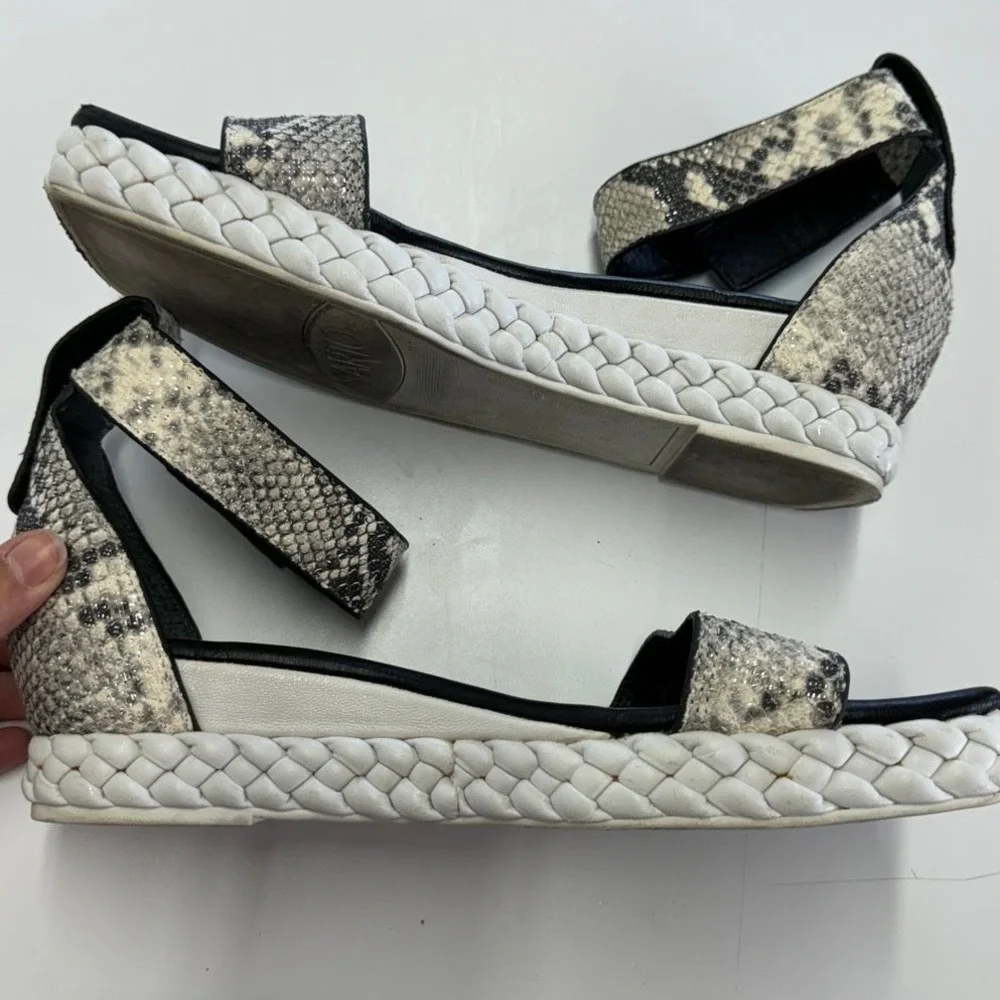 Sarto Franco Sarto Sandals Womens 9.5 Grey Snakeskin Tiana 2 Espadrille‎ Wedge